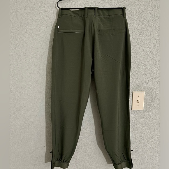 Primo Golf Olive Jogger - Picture 4 of 4